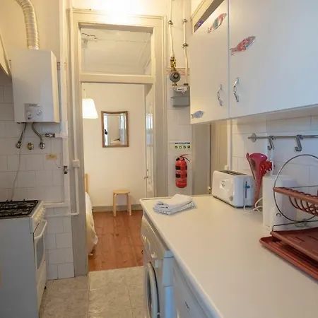 Apartament Comfy @ Chiado Lizbona