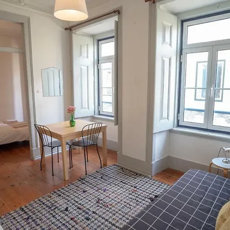 Comfy @ Chiado Lisbona